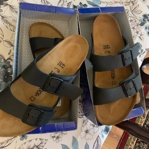 Birkenstock sandals size 42